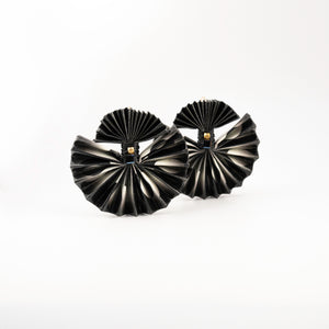 Burst - Black White 2X2
